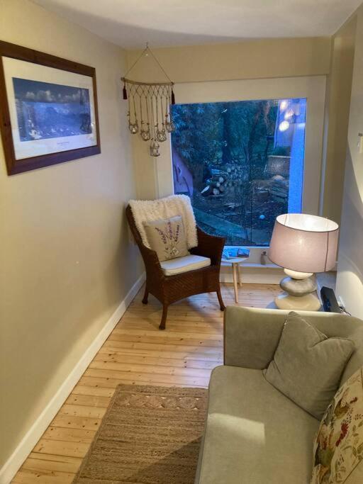 Gate Apartment *
